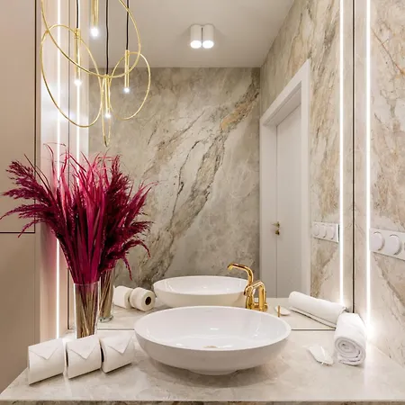 Glossy G73 Apartment Krakow