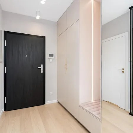 Glossy G73 קרקוב