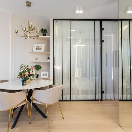 Apartment Glossy G73