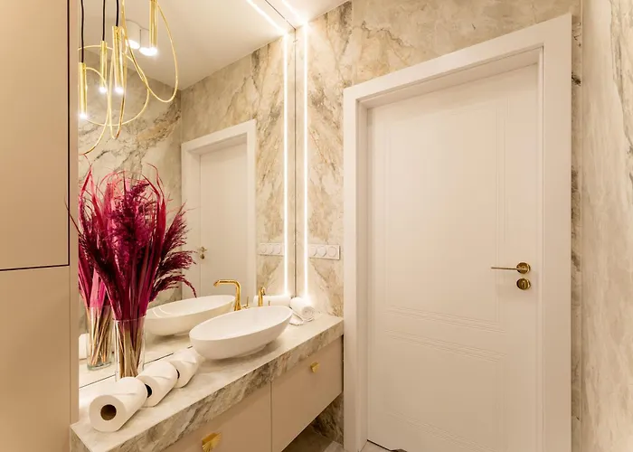 Glossy G73 Lägenhet